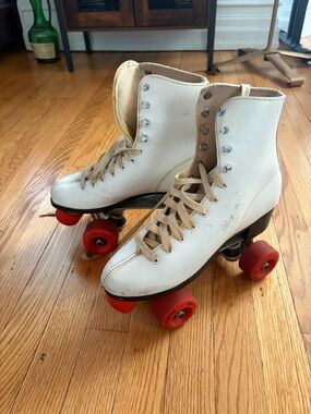 Vintage Roller Derby Rollerskates